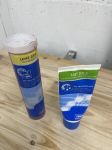 Ein verschmutztes Wälzlager